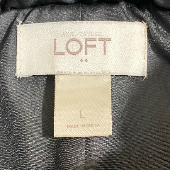 Loft || Woman’s floral print quilted Vest size large - Picture 6 of 6